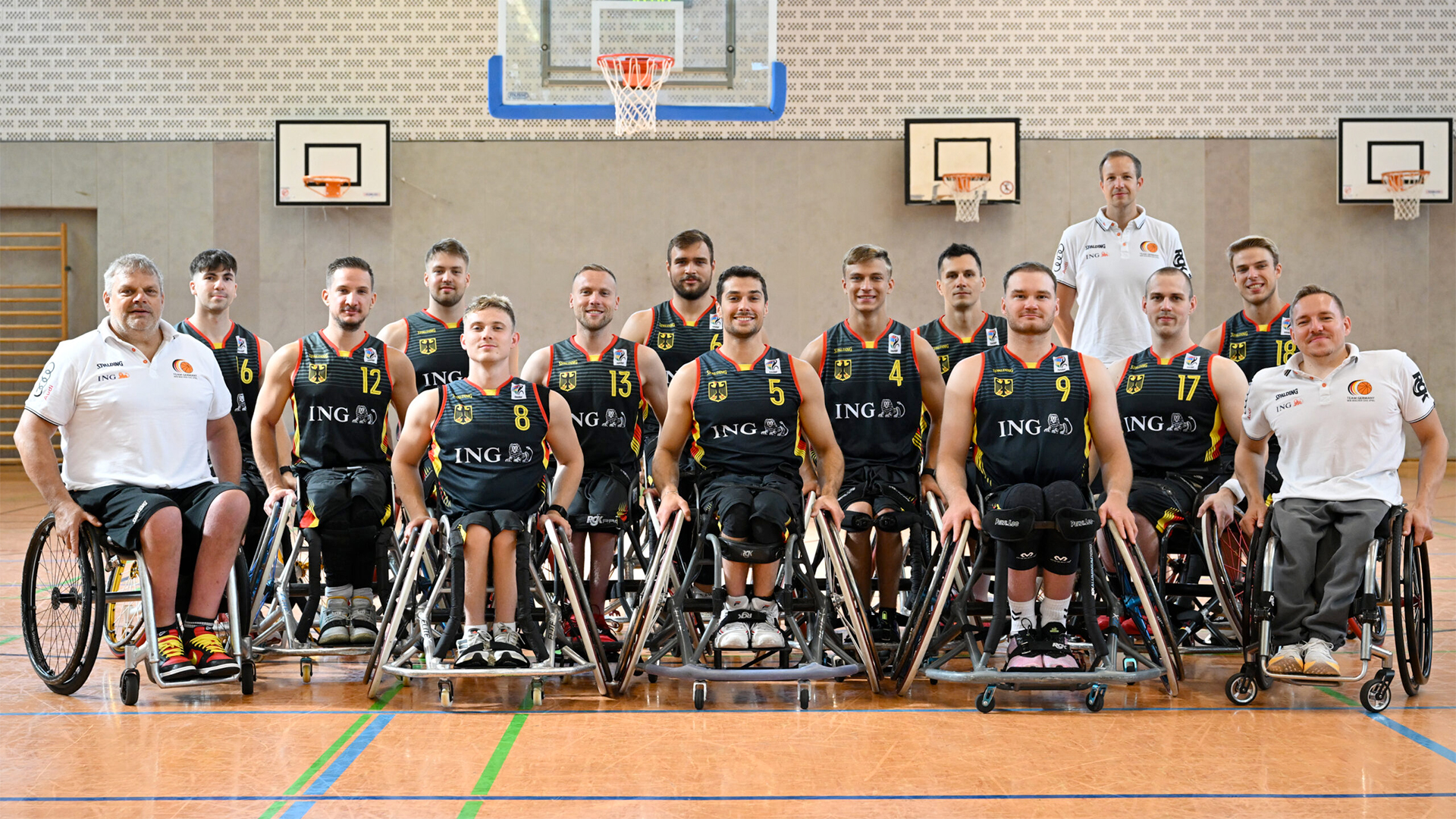 Teamfoto der Herren-Nationalmannschaft Rollstuhlbasketball | Foto: