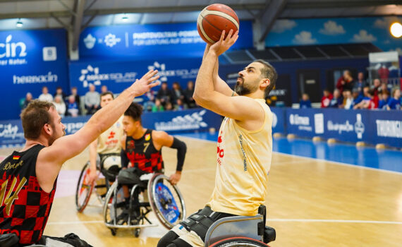 Szene aus dem Bundesligaspiel Thuringia Bulls gegen die Dolphins aus Trier. | Foto: Franziska Möller