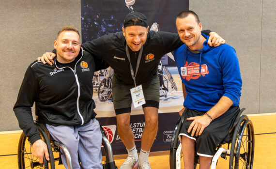 Trainer-Trio: Bundestrainer Jan Haller, sein Vorgänger Michael Engel und der neue U19 Head Coach Andre Bienek. | Foto: Gregor Pleßmann