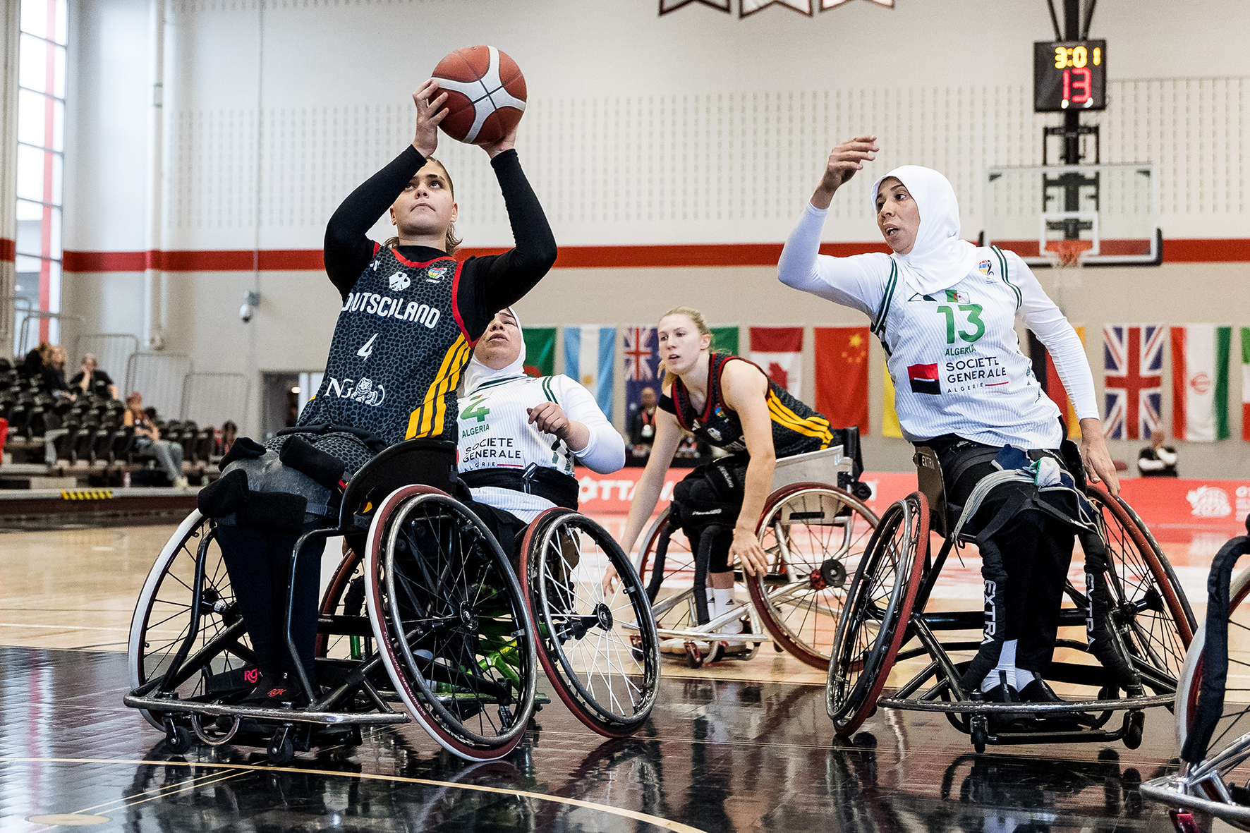 Leyla Stähler auf dem Weg zum KOrb. | Foto: Steffie Wunderl