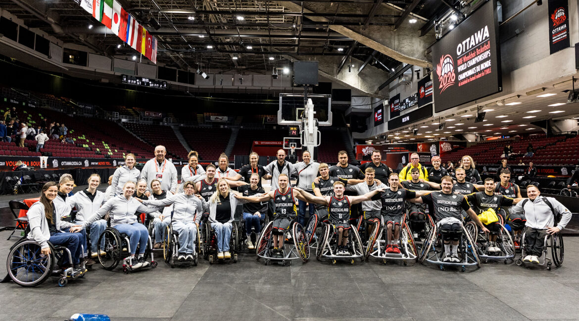 Diue deutschen Team bei der WM in Ottawa. | Foto: Steffie Wunderl